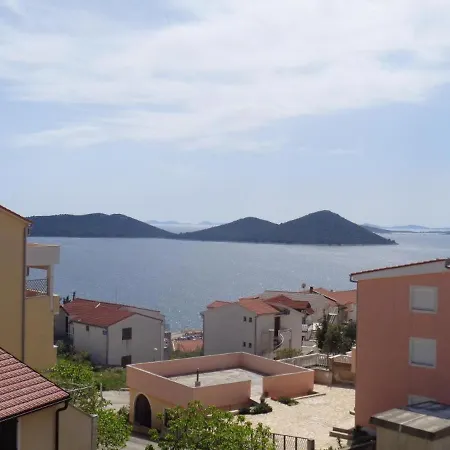 In With Sea View, Balcony, Air Conditioning, Wifi 5144-7 Lejlighed